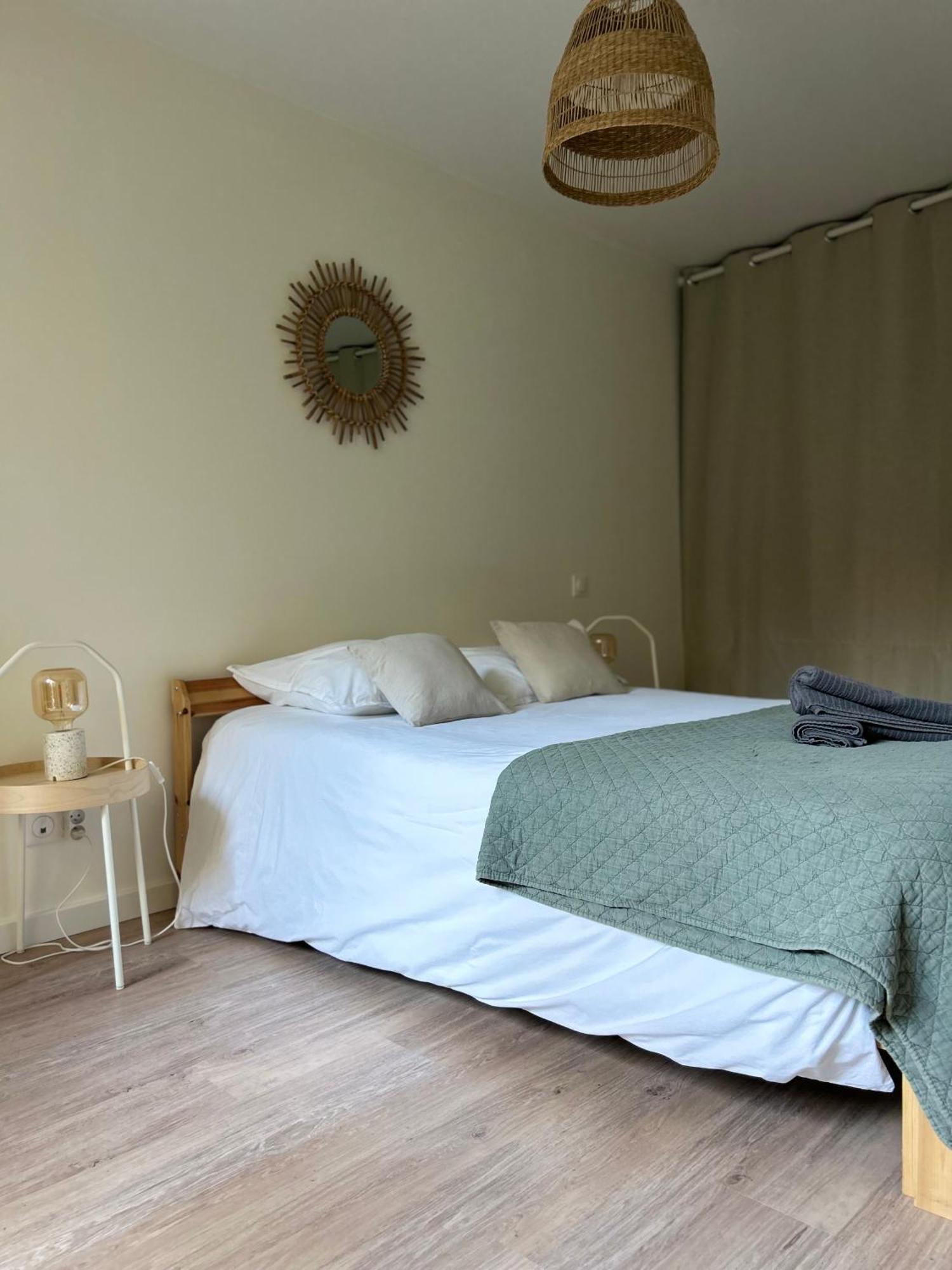 Le Patio : Appartement Chic 3 Chambres Au Coeur De Pau Eksteriør billede