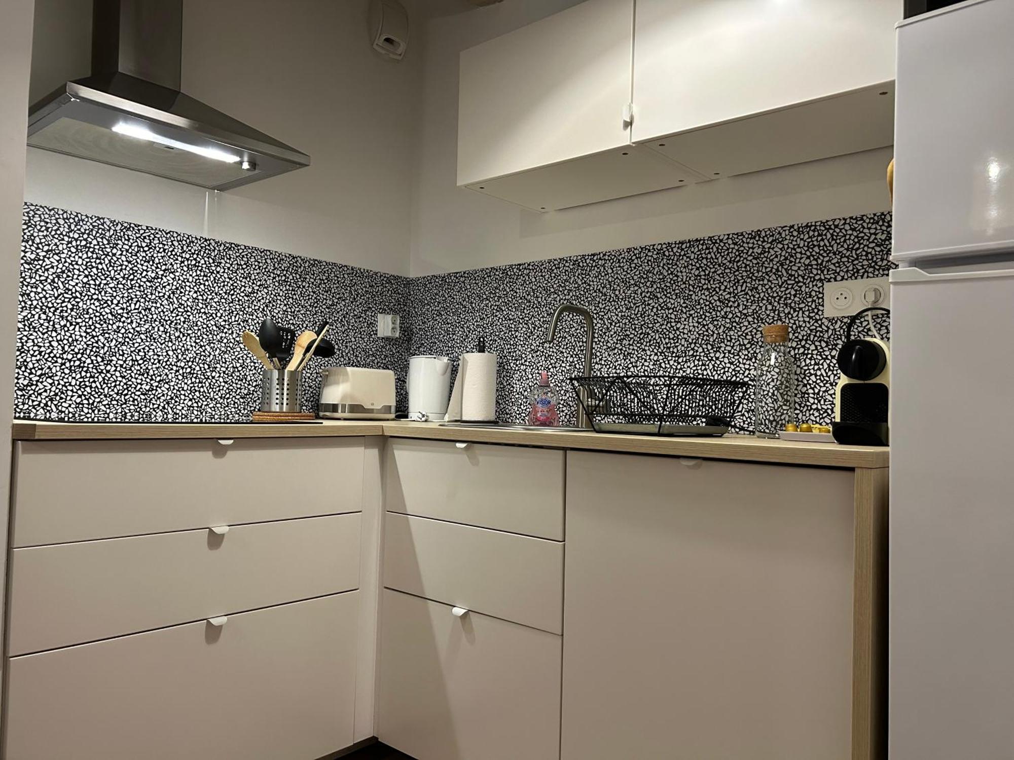Le Patio : Appartement Chic 3 Chambres Au Coeur De Pau Eksteriør billede